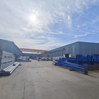 Custom Steel Structure Workshop with PVC Windows and H Frame