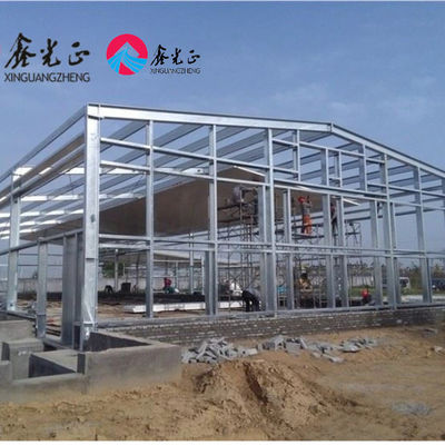 Prefabricated Livestock Farm House with H-Section Steel PVC Insulation and Rolling Door
