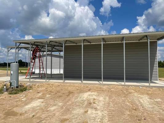 Prefabricated Steel Structure Warehouse with C or Z Type Purlin Building